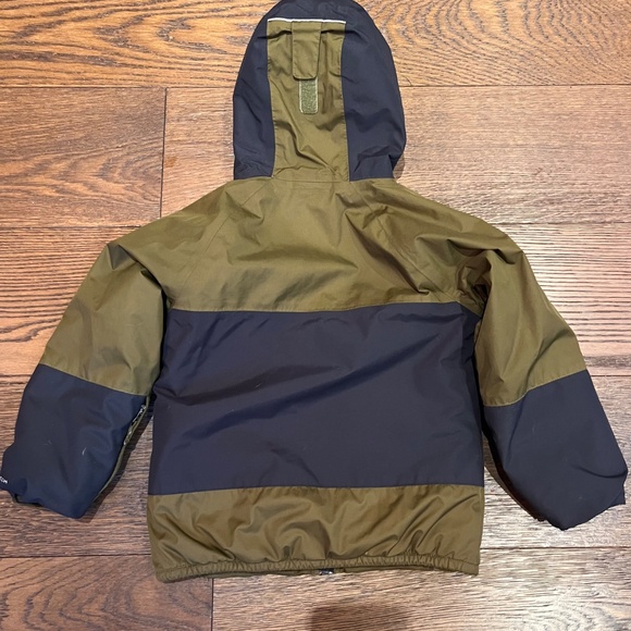 Columbia jacket - Picture 3 of 9